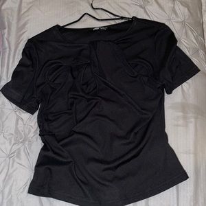 Twist Cutout Front top